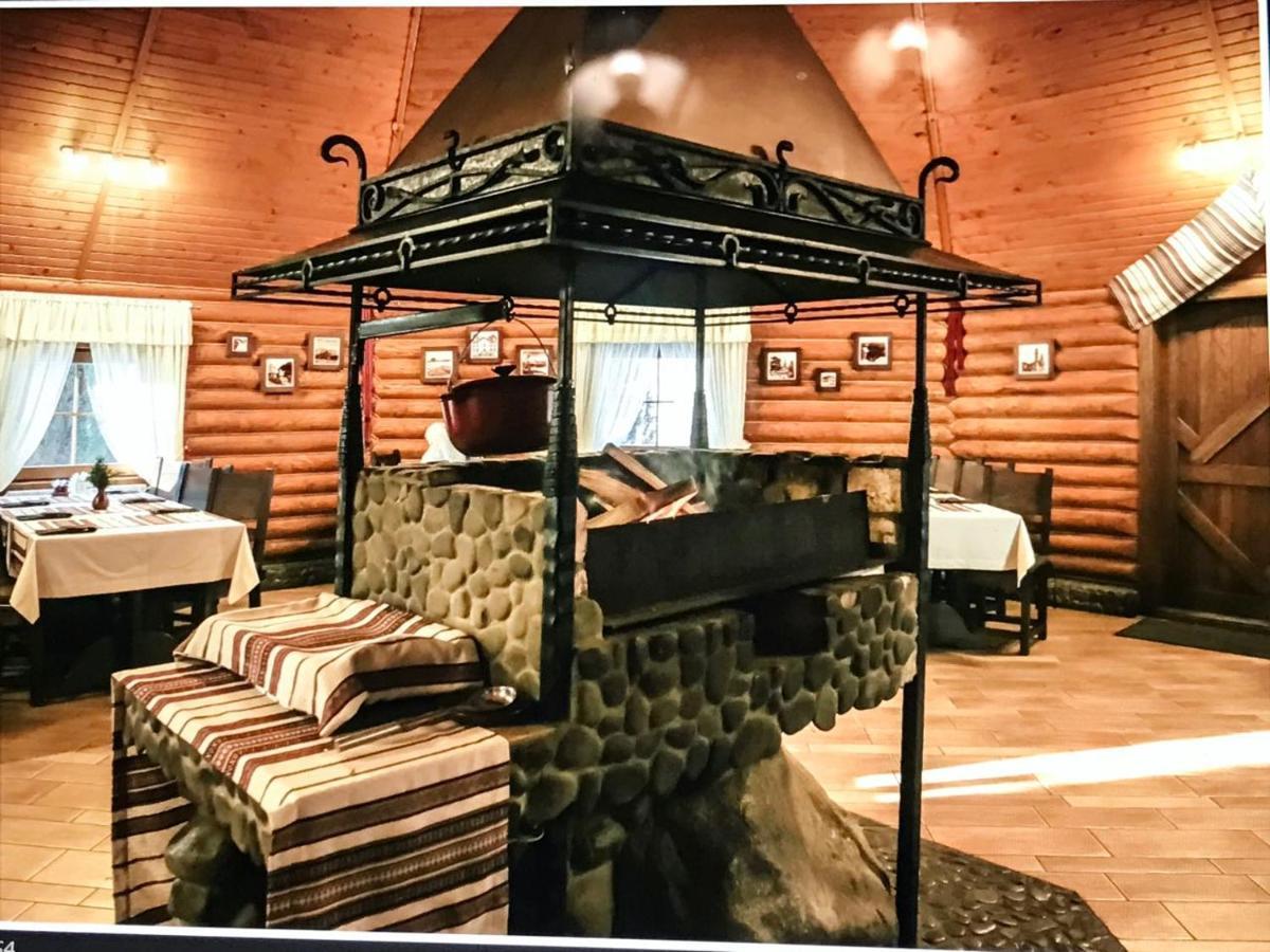 Toursit Complex Polyana Kvasova Hotel Екстериор снимка