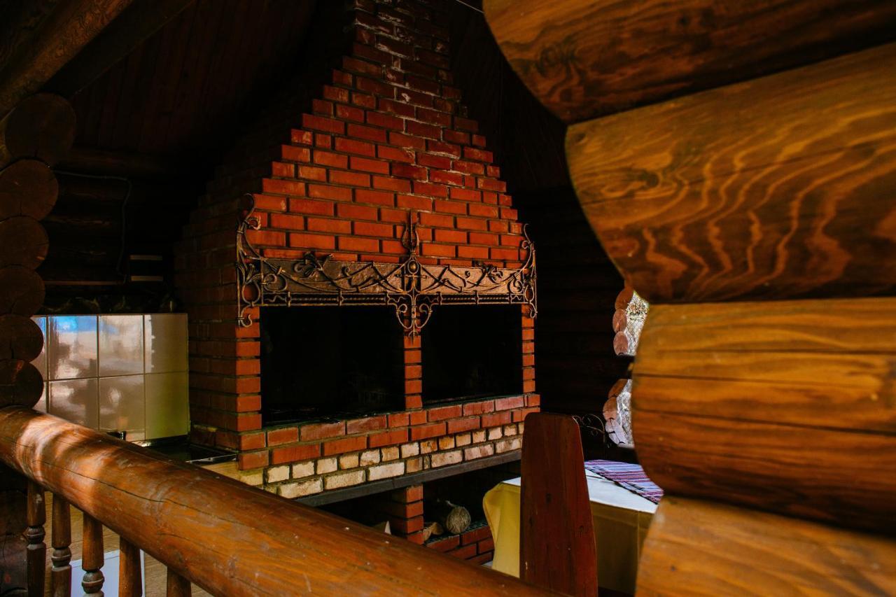 Toursit Complex Polyana Kvasova Hotel Екстериор снимка