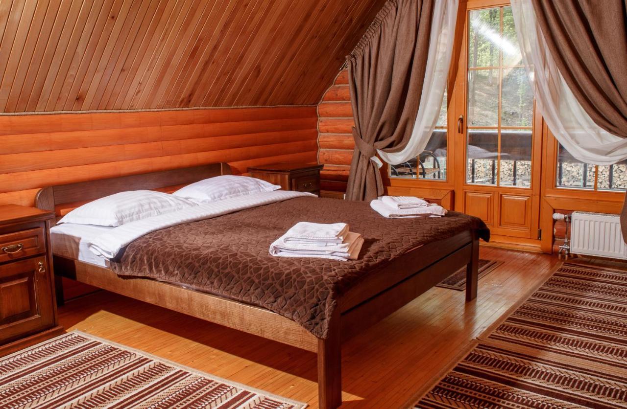 Toursit Complex Polyana Kvasova Hotel Екстериор снимка